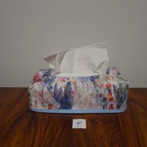 Cover for cosmetics/handkerchief box, reversible case (suitable for Rewe organic and DM boxes) ***feathers/green/hearts/light blue (#1)