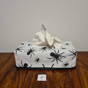 Hülle für Kosmetik-/Taschentücherbox, Wendehülle (passend für Rewe-Bio- und DM-Boxen) *** Spinnen auf weiß/Schwarz (#13)