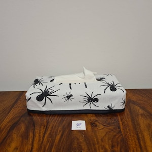 Cover for cosmetics/handkerchief box, reversible case (suitable for coquettish boxes from Aldi) *** black spiders/ black (#32)