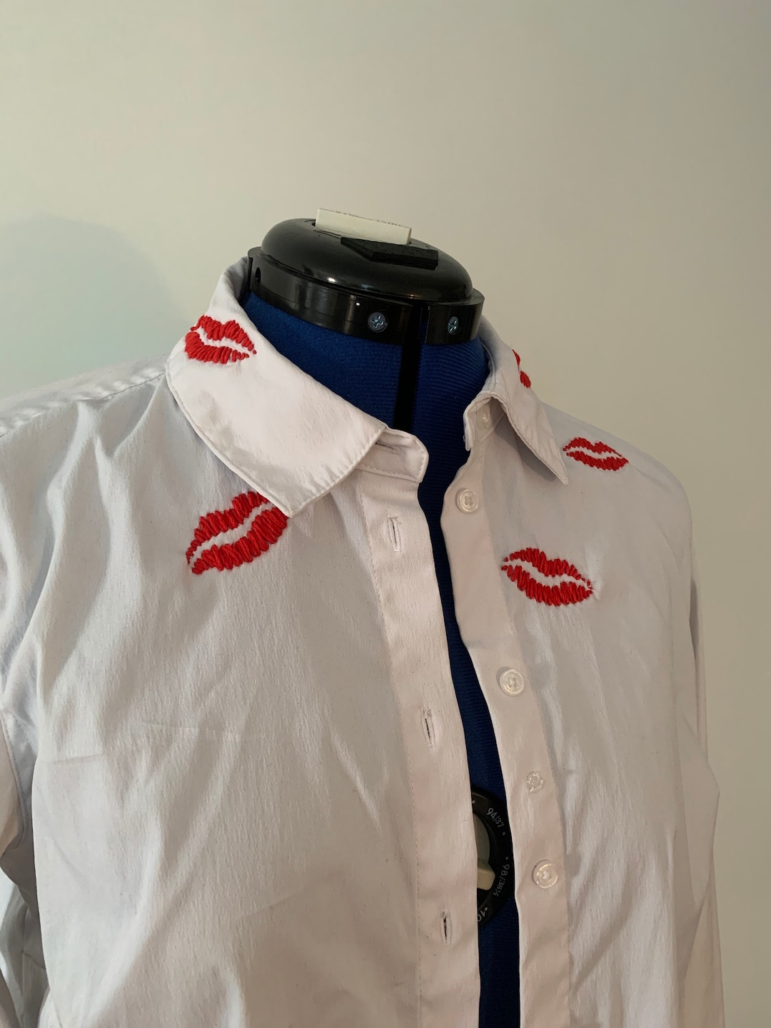 Kiss Mark Embroidered White Collared Shirt - Etsy Canada