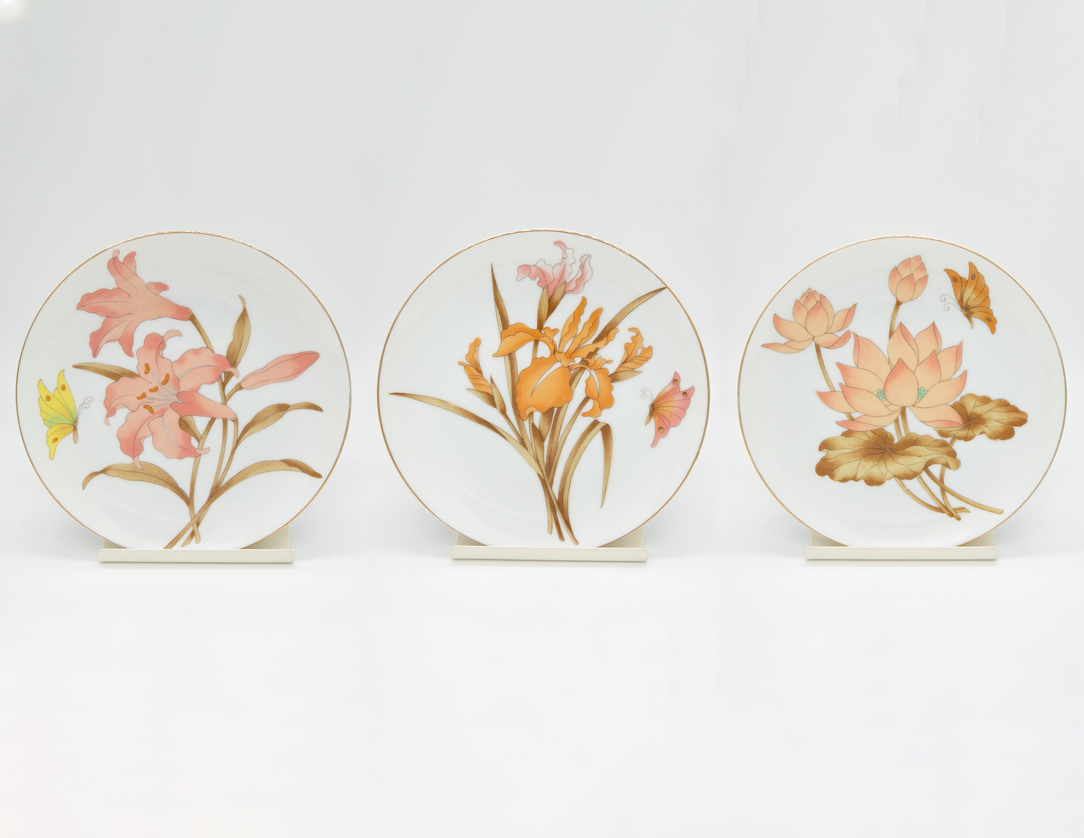 Set of 3 Small Decorative Porcelain Plates with Varying Floral Etsy