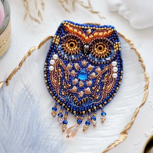 DIY Jewelry making kit, Seed beaded brooch "Owl", Abris Art. Bead Embroidery, Needlework beading decoration.