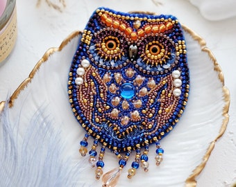 DIY Jewelry making kit, Seed beaded brooch "Owl", Abris Art. Bead Embroidery, Needlework beading decoration.