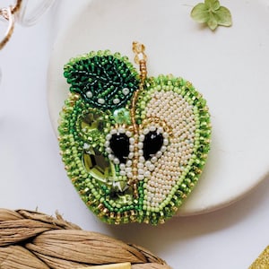 DIY Jewelry making kit, Seed beaded brooch &quot;Green apple&quot;, Abris Art. Bead Embroidery, Needlework beading decoration.