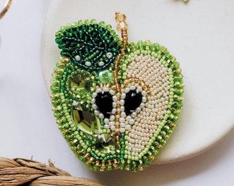 DIY Jewelry making kit, Seed beaded brooch "Green apple", Abris Art. Bead Embroidery, Needlework beading decoration.