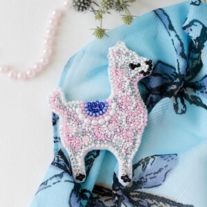 DIY Jewelry making kit, Seed beaded brooch &quot;Pink llama&quot;, Abris Art. Bead Embroidery, Needlework beading decoration.
