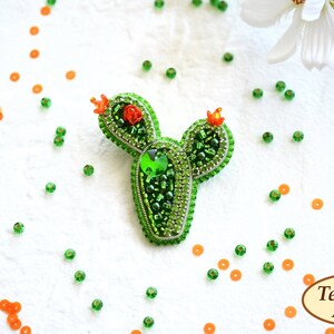 DIY Jewelry making kit, Seed beaded brooch &quot;Cactus&quot;, Tela Artis. Bead Embroidery, Needlework beading decoration.