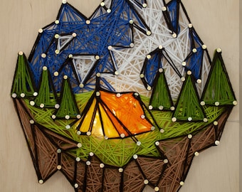 Kit fai da te String Art "Ai piedi della montagna" Fai da te, Abris Art. Kit creativo fai da te.