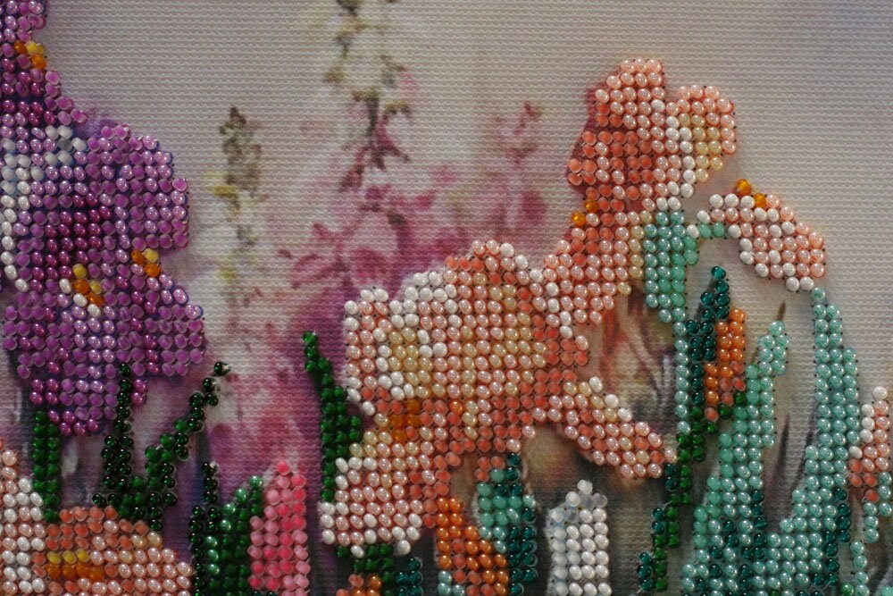 Morning in the garden ビーズ刺繍の絵です Morning in the garden ビーズ刺繍の絵です アート用品