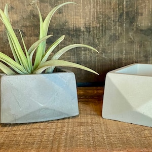 Geometric Concrete Succulent Pot, Air Plant Holder, Cement Cactus Plant Pot, Gift for Mom, Modern Industrial Decor, Gift for Plant Lovers