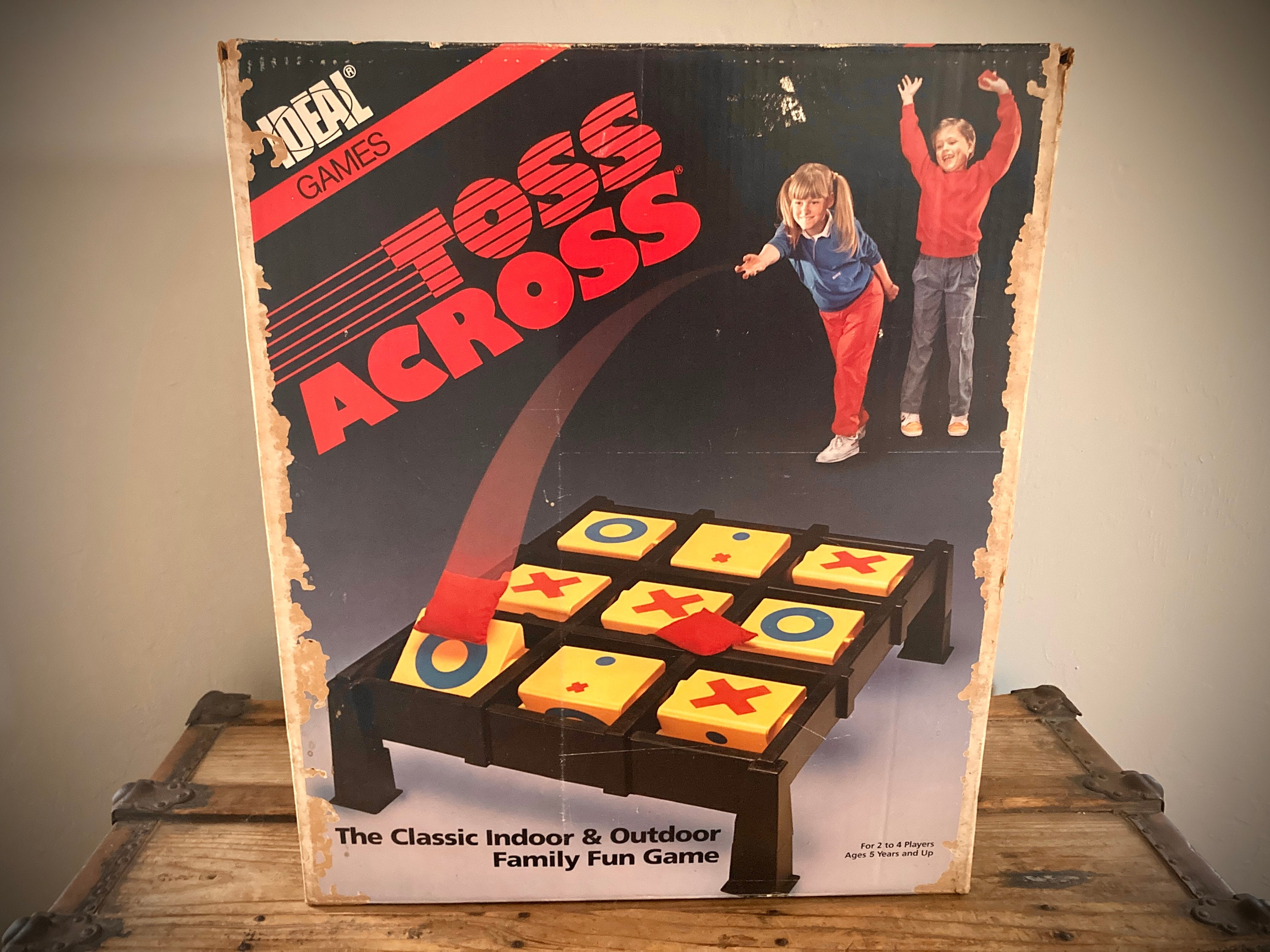 tocoto vintage♡バスケット♡クーファン 1986 SEALED Toss Across Game, Tic-tac-toe Bean Bag Throwing Fun