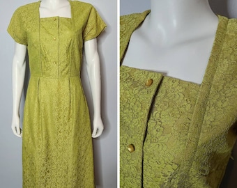 Robe Chartreuse années 1950, Robe vintage en dentelle, Dentelle Florale, Taille Moyenne