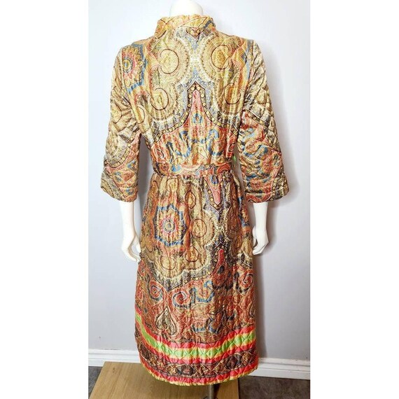 1960s Quilted Housedress - image 7