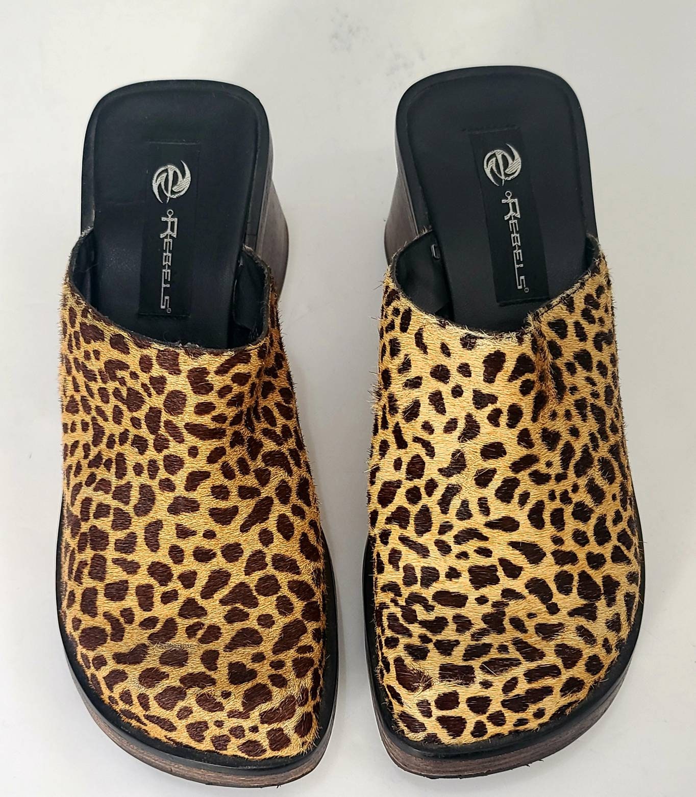 clogs leopard print