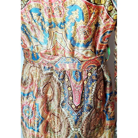 1960s Quilted Housedress - image 8