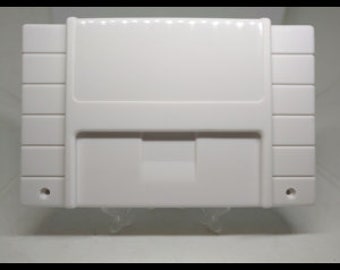 White Replacement Shell / Case for Super Nintendo SNES games.