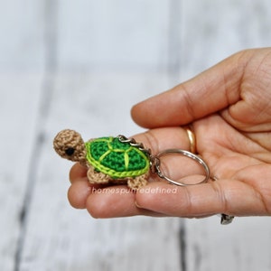 Gehäkelte Schildkröte Schlüsselanhänger: Amigurumi Plüsch Schlüsselanhänger, Natur-Liebhaber-Geschenk