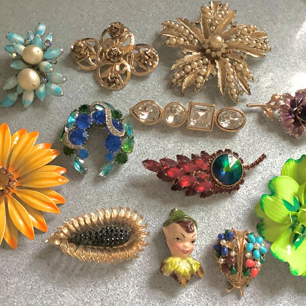 Designer signed vintage collectible multicoloured  flower insect brooch lot ( Art, Coro, Givenchy)