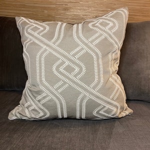 Embroidered Link Pillow 20&quot;