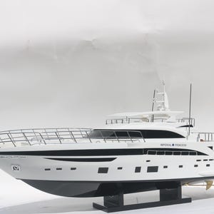 Imperial Princess 70cm Yacht Replica – Handcrafted Wooden Model – Nautical Decor for Home