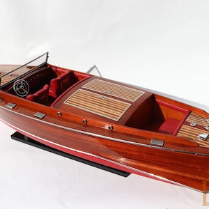 Chris Craft Runabout Ship Model - Chris Craft Runabout 1930 Wood Ship Model