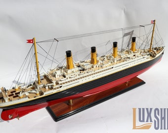 RMS Titanic Ship Model 40&quot; With Lights - RMS Titanic Model Ship