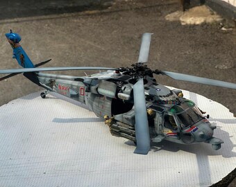 予約注文、MH-60S ナイトホーク、フィギュア6体付き、スケール1/35