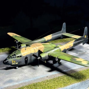 Pre-order, 1:72 AC-119K Stinger, Kit Italeri, Built and Painted