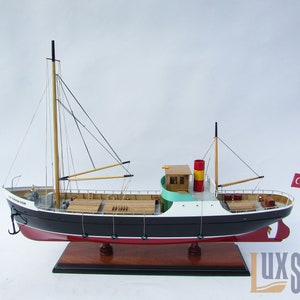 La Toison D&#39;or Fictional Ship Model in The Comic Story