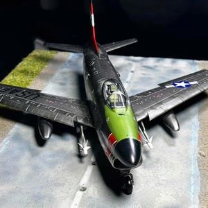 Pre-order, 1/32 F-86D Sabre Dog U.S.Air Force, Kitty Hawk, Built and Paint