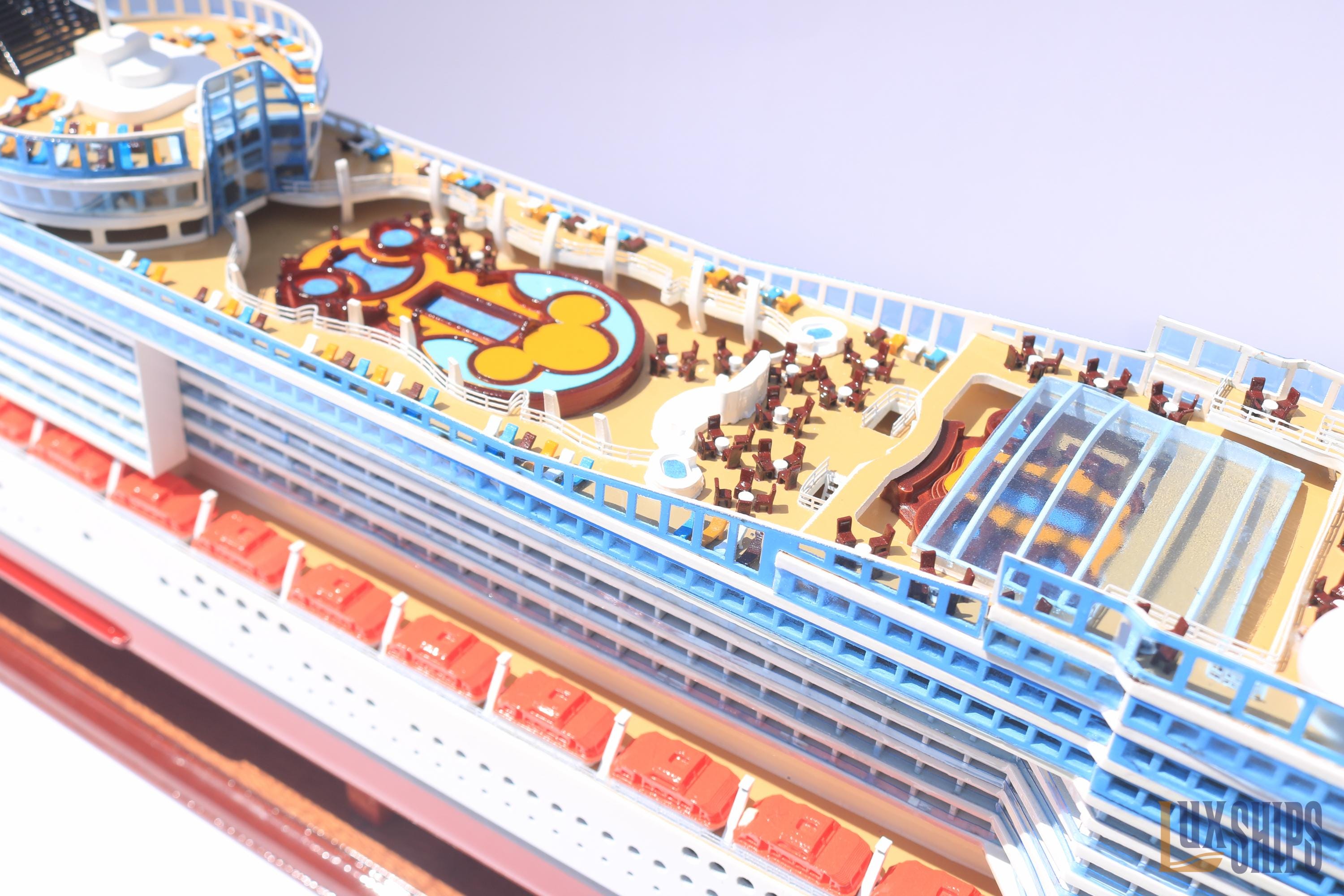 木製クルーズ船模型 MSC スプレンディダ – コレクター向け手作り航海