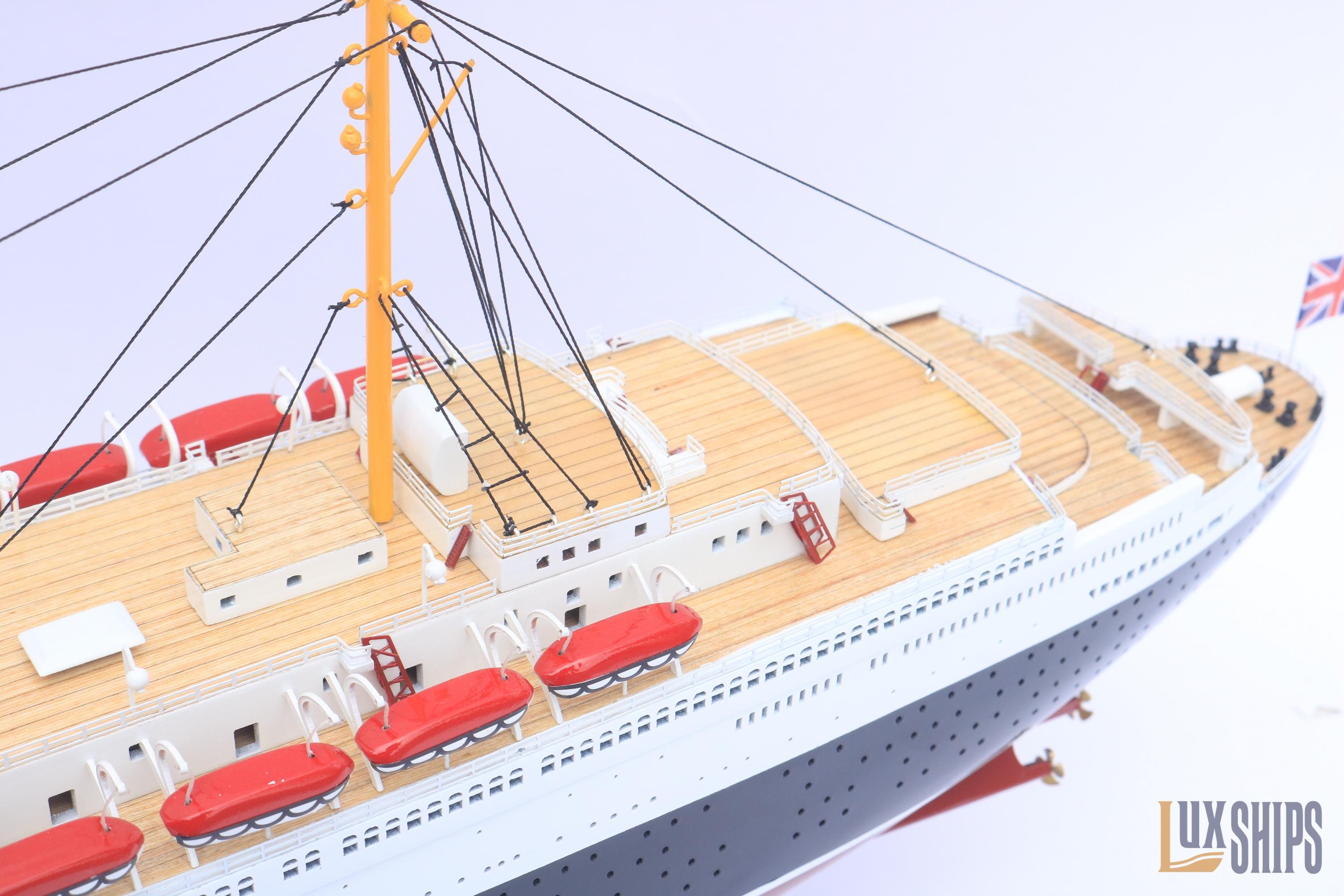 RMS クイーン エリザベス 船模型 - RMS クイーン エリザベス 船模型