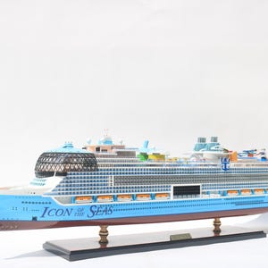 Icon of the Seas 92cm Model – Cruise Ship Collectible Gift for Nautical Lovers, Detailed Replica
