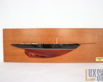 Penduick Half Hull 90 cm Ship Model