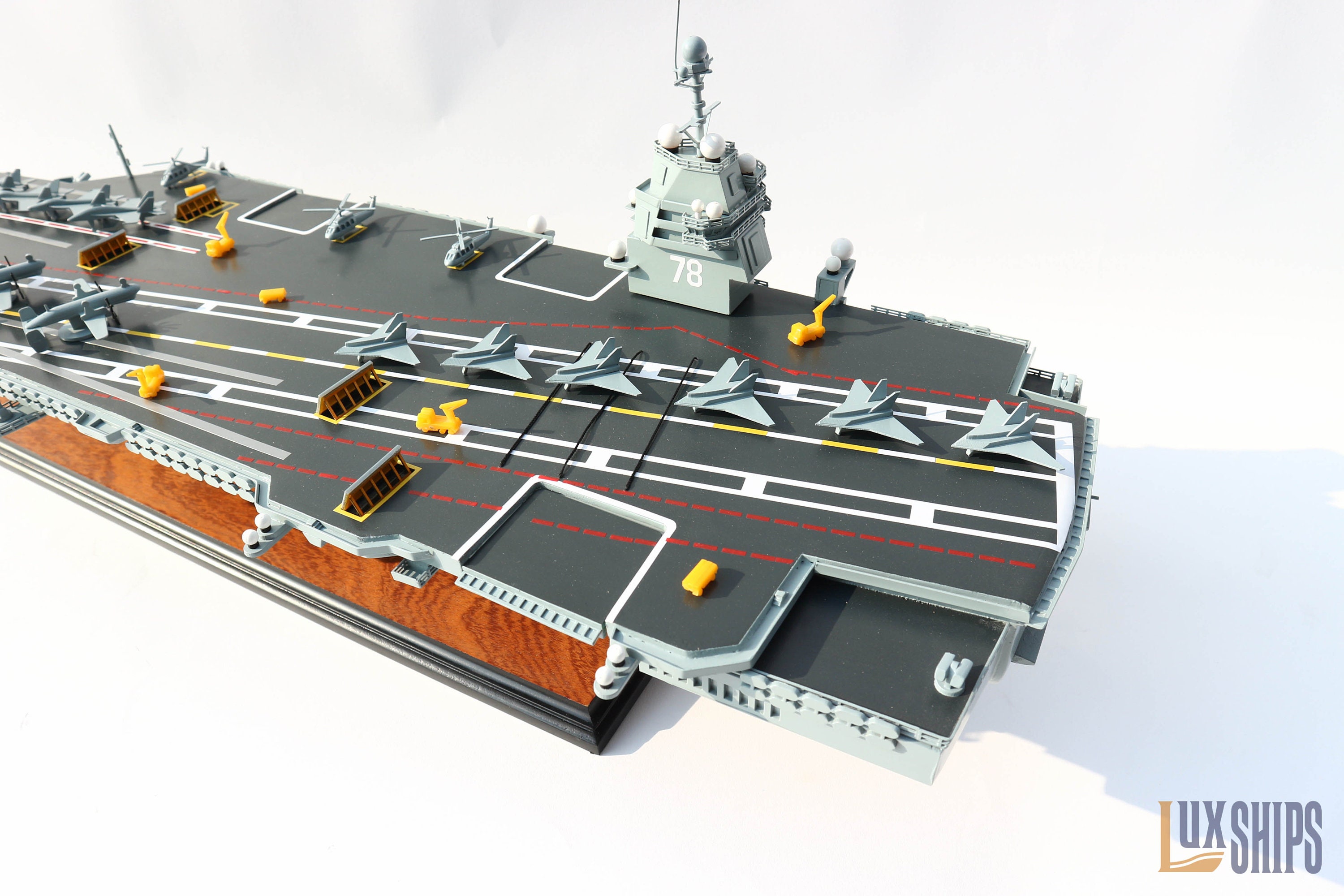 Aircraft Carrier USS Gerald R. Ford (CVN-78) Ship Model - Etsy