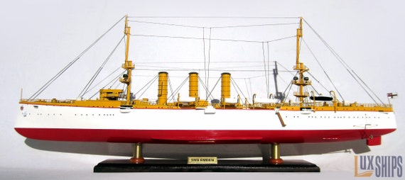 レベル SMS Dresden & SMS Emden 1:350 未使用新品 German WWI Light Cruisers SMS Dresden & SMS Emden | HLJ.com