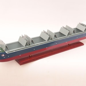 Mohican Monrovia Cargo Ship Model 101cm (39.8&quot;) – Wooden Freighter Maritime Display