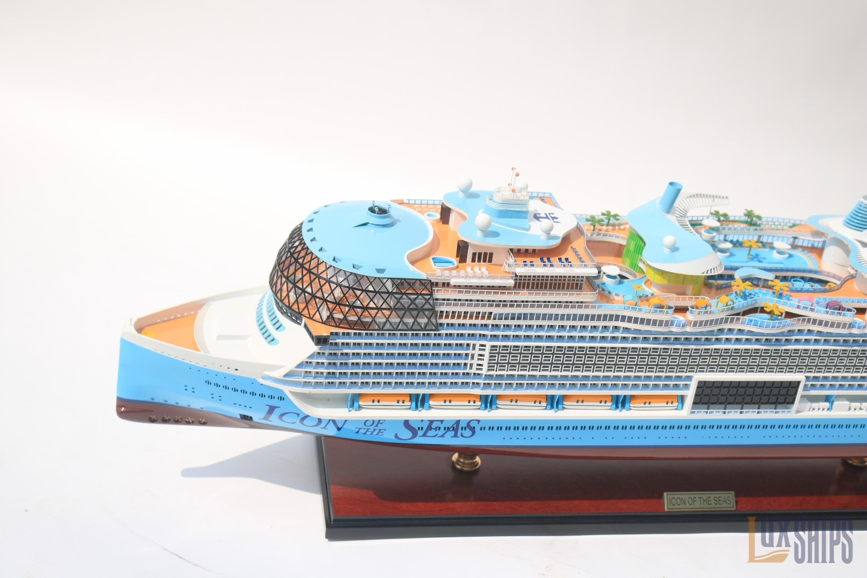 ロイヤル・カリビアン アイコン・オブ・ザ・シーズ 船の模型 – 手作り