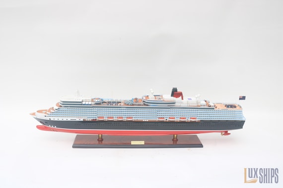 CUNARD　QUEEN ELIZABETH　クイーンエリザベス号模型 MS QUEEN ELIZABETH 2010 Model Ship (39.37