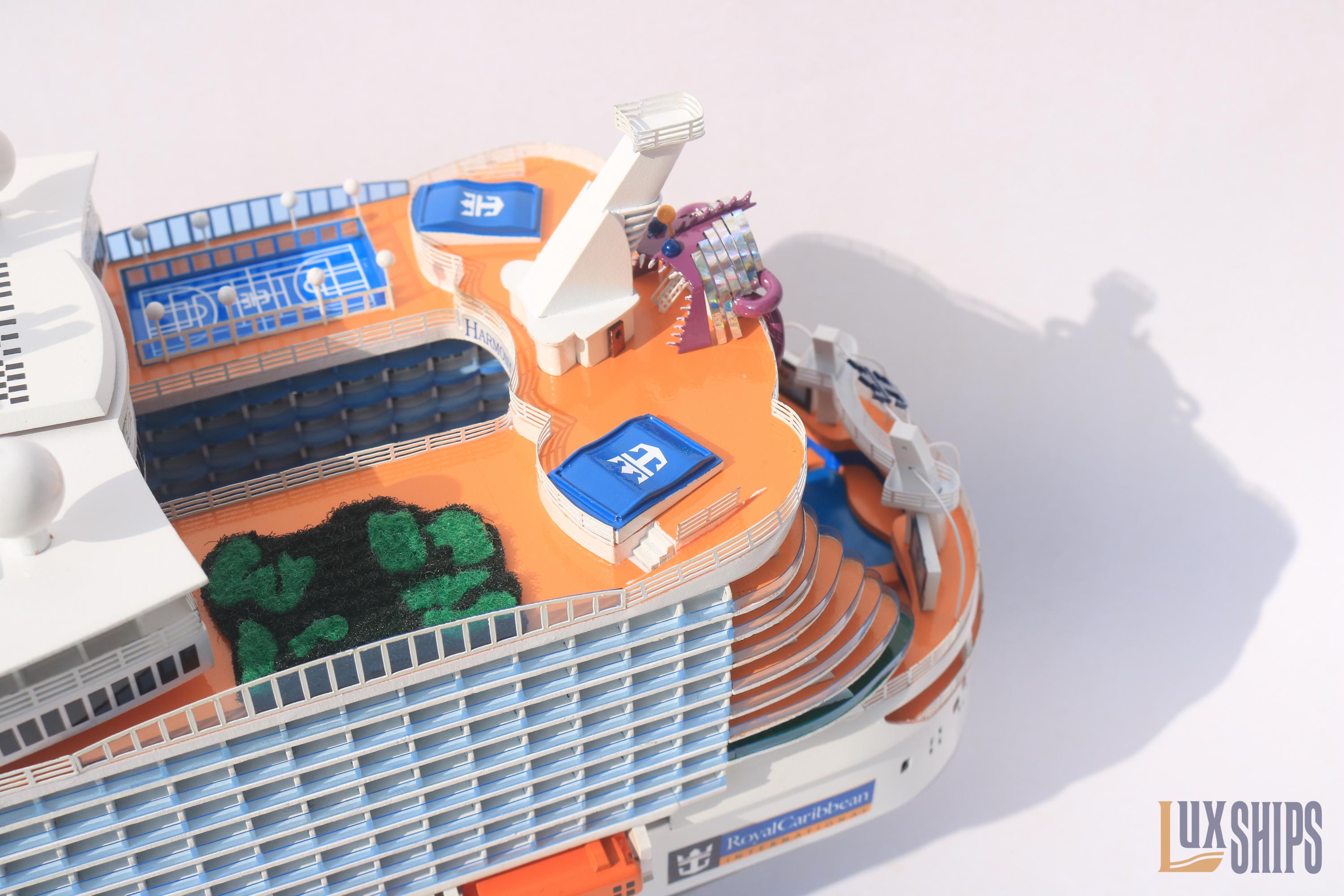 MS オアシス オブ ザ シーズ 船模型、ロイヤル カリビアン 船模型