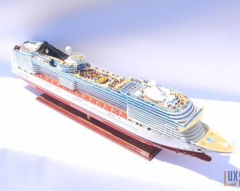 Model Ocean Liner S.S. Oriana Cruise Ship Model 19