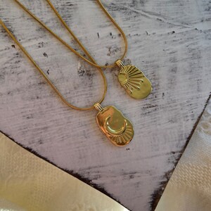 Collar luna o sol de Frankly Frankie Designs