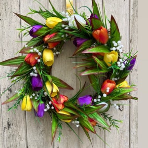 Tulip door or wall decoration wreath