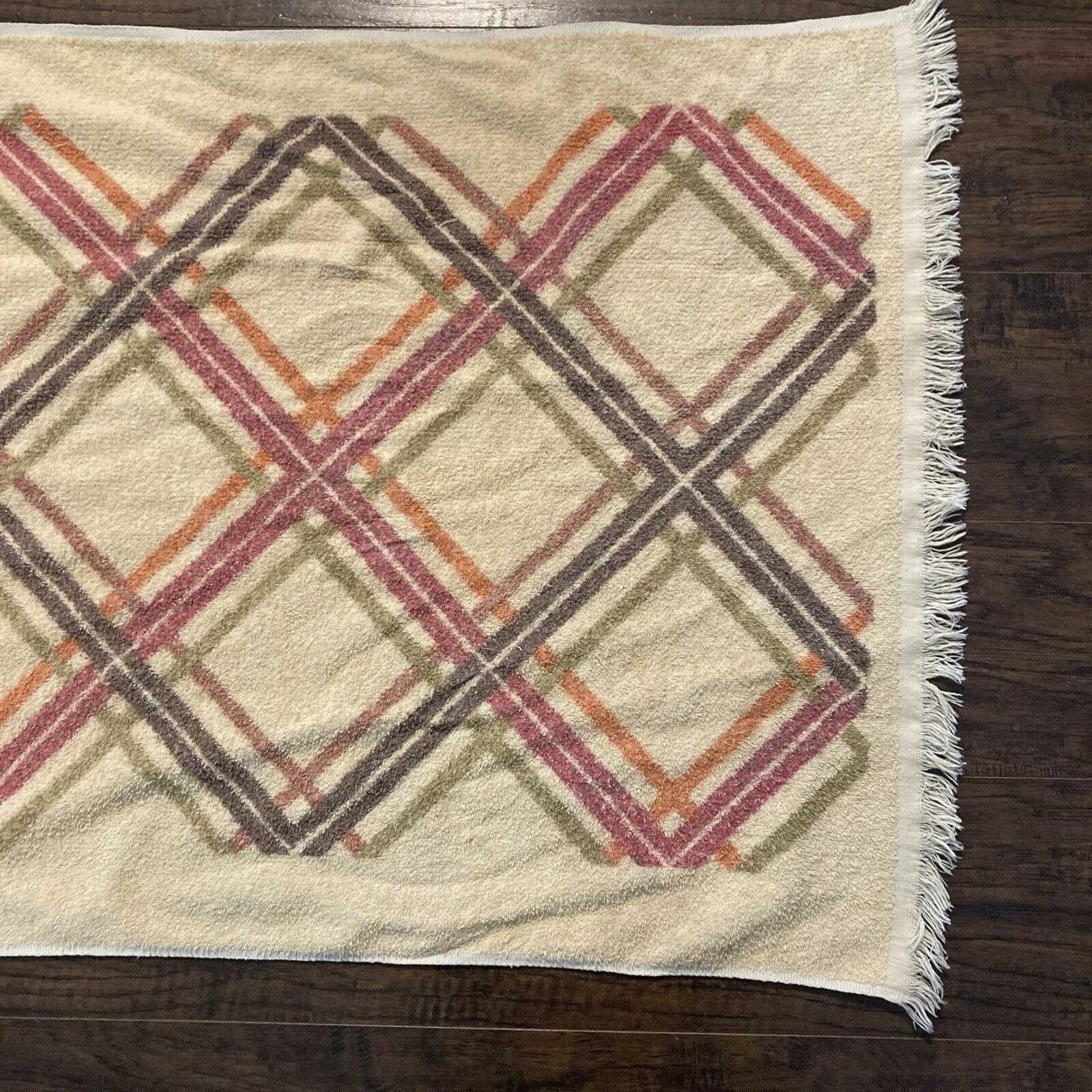 Vintage Dundee Bath Towel Line Art Geometric Cotton Blend Made in USA Fringe Etsy