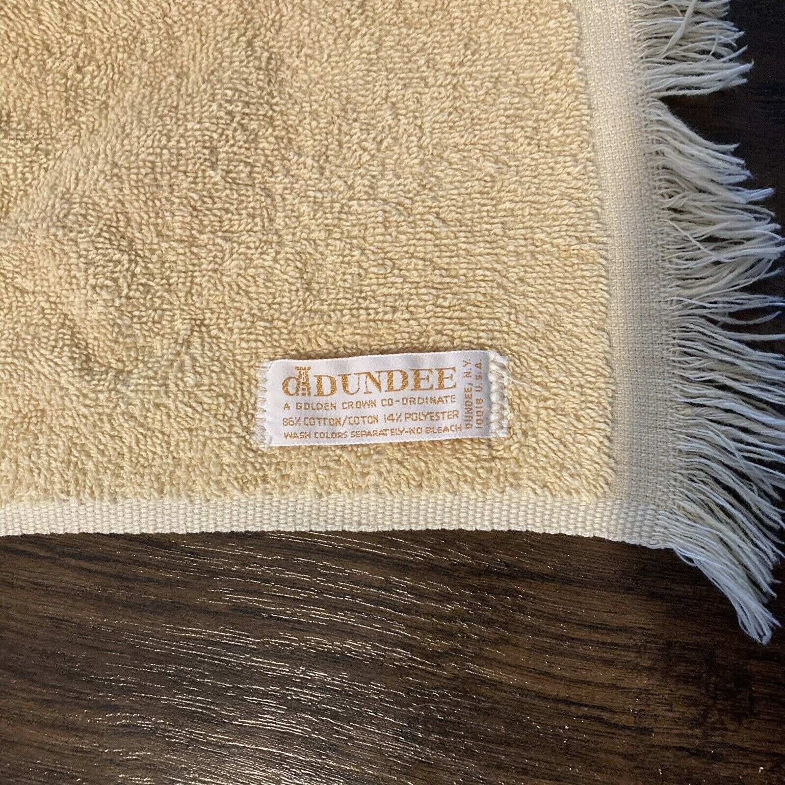 Vintage Dundee Bath Towel Line Art Geometric Cotton Blend Made in USA