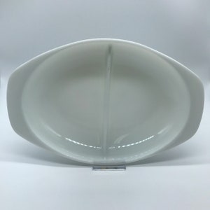 Pyrex 1.5qt Divided Casserole Dish White 1083