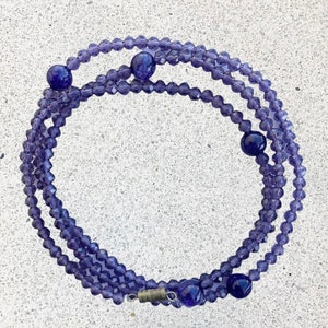Perline in vita viola con gemme di agata crepitio viola / sbavate / cariche di intenti