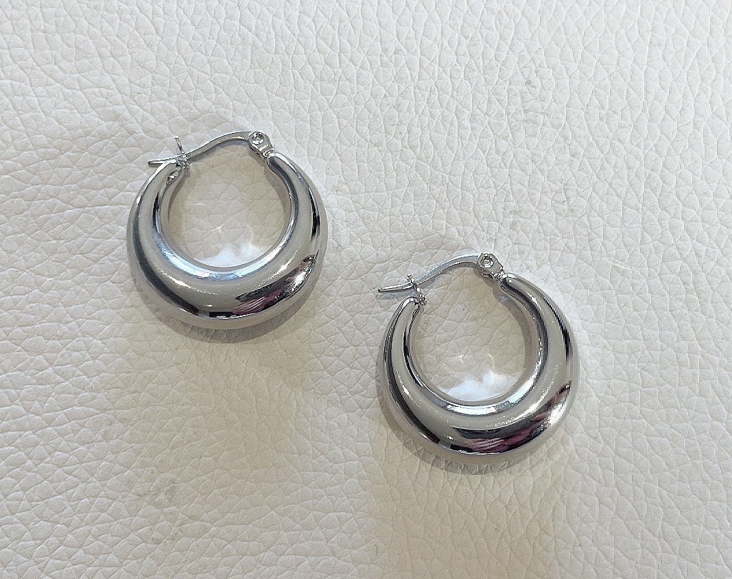 Silver Creole Hoops, Silver Creole Earrings, Chunky Silver Hoops, Vintage Style Hoop Earrings, Gift for Her, Everyday Earrings - Etsy Silver Creole Hoops, Silver Creole Earrings, Chunky Silver Hoops, Vintage Style Hoop Earrings, Gift for Her, Everyday Earrings - Etsy