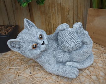 Steinfigur Katze spielend Gartenfigur Frostfest Steinguss Garten Deko Massiv