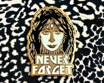 NeVVer Forget enamel pin